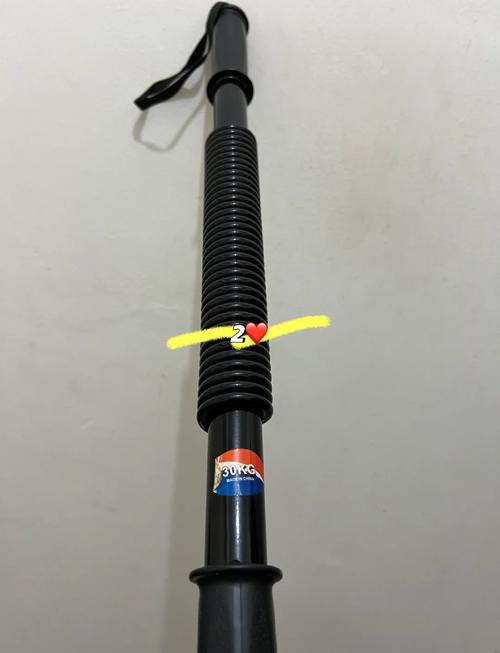 新加坡闲置健身器材:臂力器寻找新主人